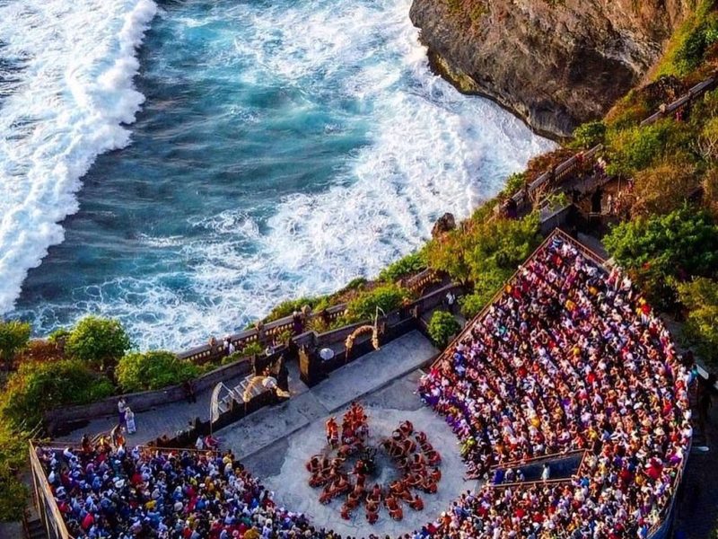 Uluwatu Sunset and Kecak Dance Tour 2